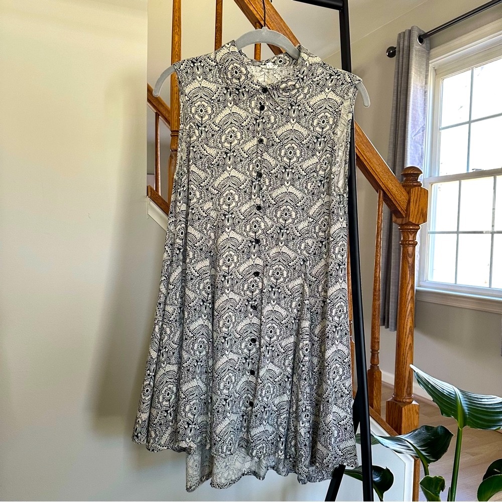 En Crème Dress